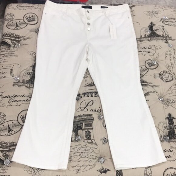 Sanctuary Connector Button Fly Kick Crop Jeans - Picture 3 of 11